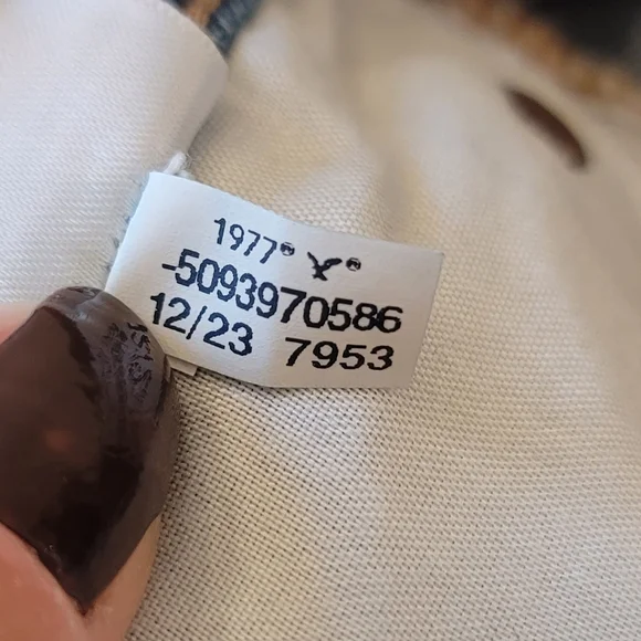 American Eagle High Waisted Strigid Lightly Distressed Relaxed Denim Jean Shorts - Picture 5 of 15